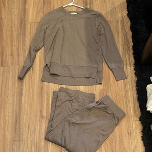 Women’s Brown Sweater Set